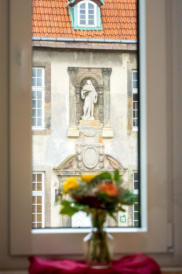 Wohlfuehlhotel Im Schlosspark - Self Checkin Willebadessen Exteriér fotografie